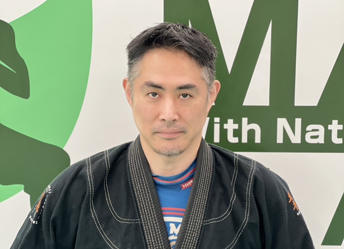 伊佐 洋祐
